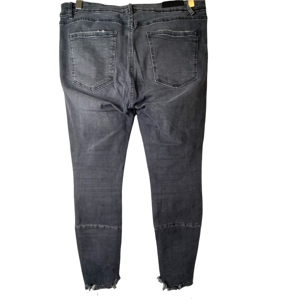 Zara Trafaluc Denimwear Black Grey Distressed Stretch Jeans Raw Hem Size 10 - Picture 5 of 8